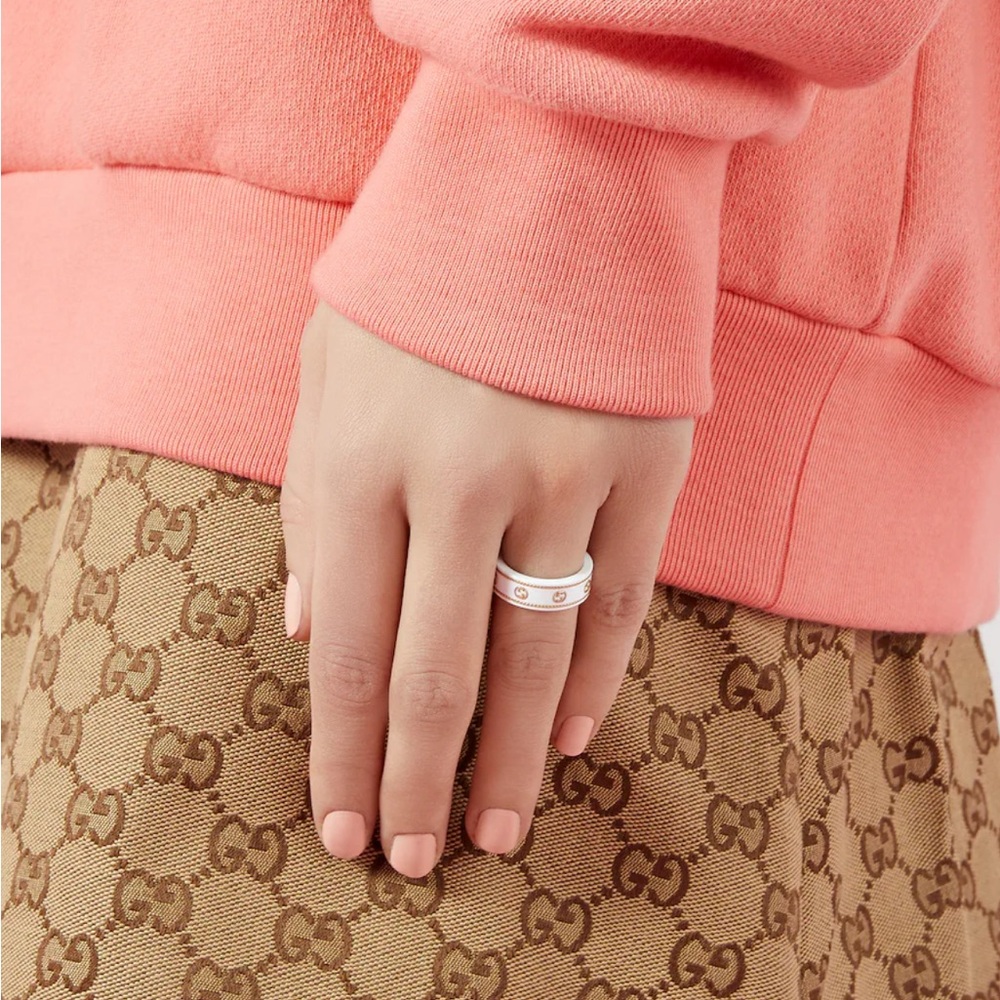 Gucci icon collection 18k gold ring size 7 $920 - Picture 10 of 10